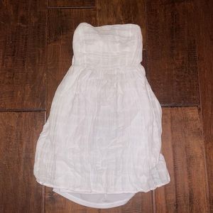 strapless white dress
